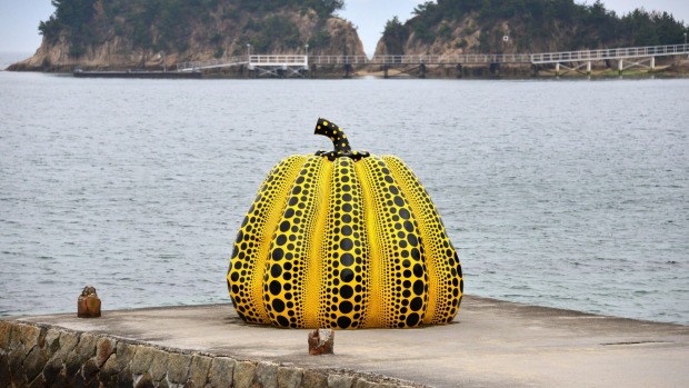 Yayoi Kusama's Naoshima Pumpkin Swept Away by Typhoon, News