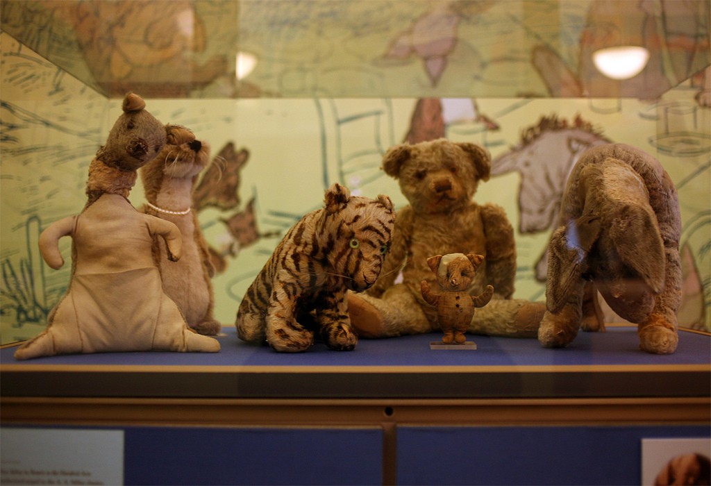 original winnie the pooh dolls
